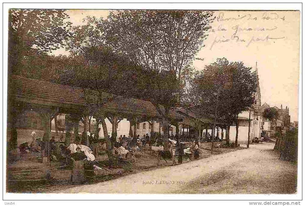 LANGON Le Lavoir Du Puits Artésien - Langon