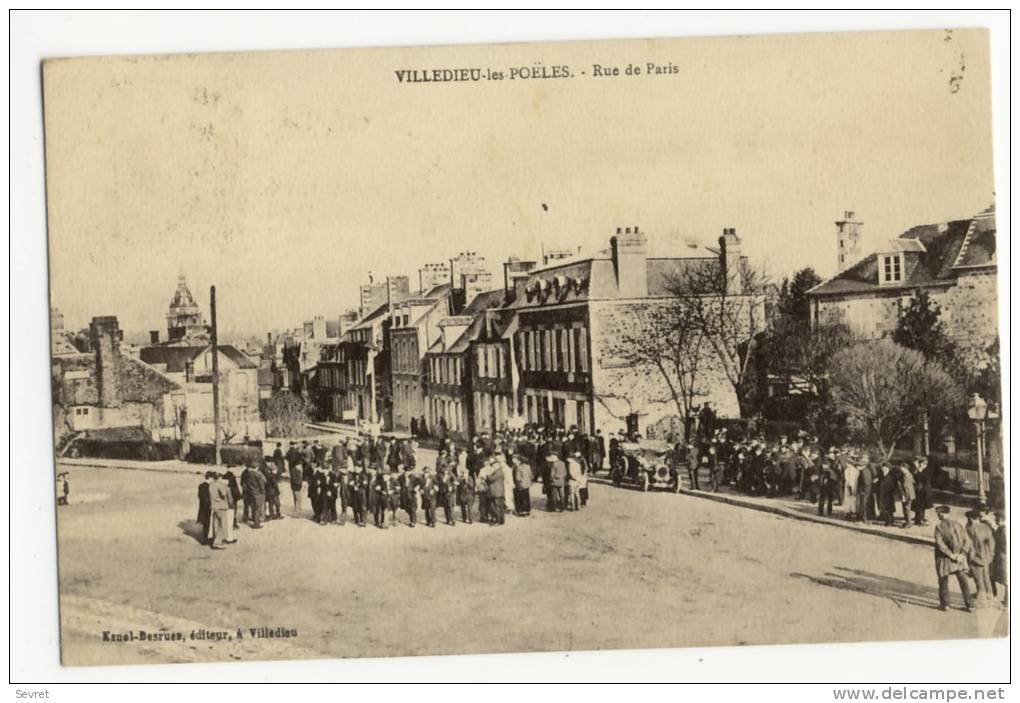 VILLEDIEU Les POËLES. -  Rue De Paris - Villedieu