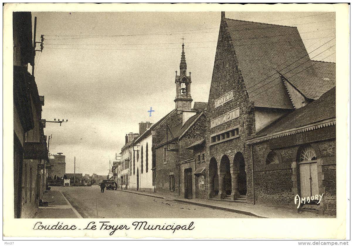 LOUDEAC - Le Foyer Municipal - Loudéac