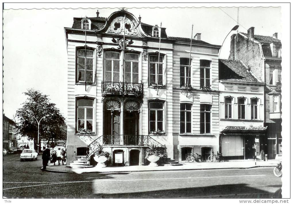 LOKEREN - Stadhuis - Lokeren