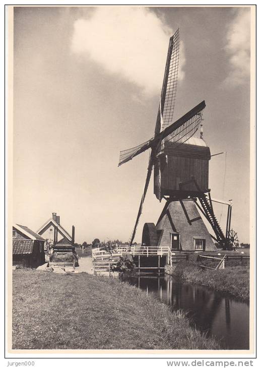 Nederland, Alphen Ad Rijn, Wipwatermolen Met Overdekt Buitenscheprad (4475) - Moulins