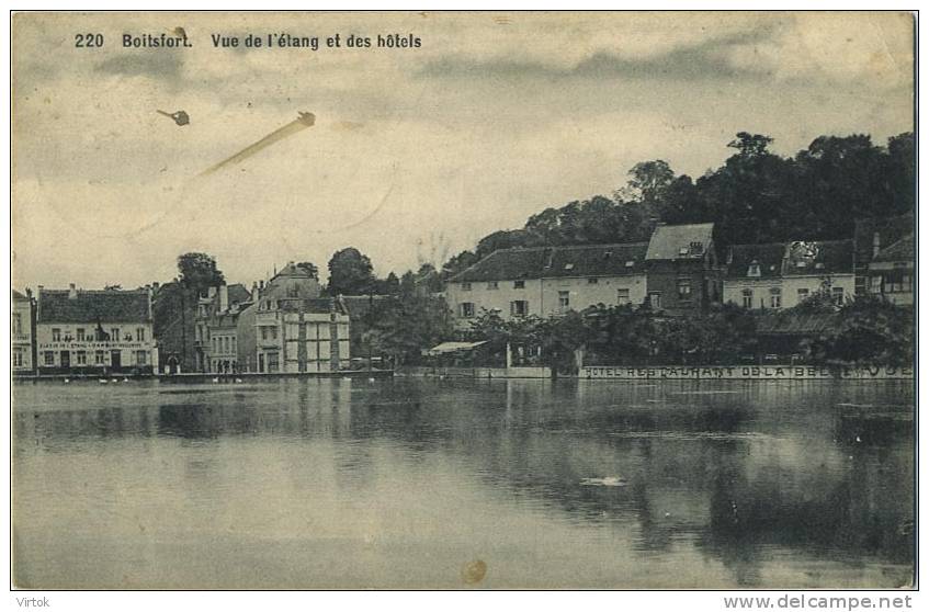 Boitsfort :  Vue De L'étang Et Des Hotels    ( Ecrit  1910 Sans  Timbre ) - Watermael-Boitsfort - Watermaal-Bosvoorde