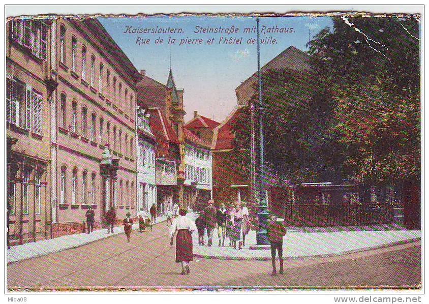 KAISERSLAUTERN. STEINSTRASSE MIT RATHAUS. RUE  DE LE PIERRE ET L'HOTEL DE VILLE. ANIMATION. - Kaiserslautern