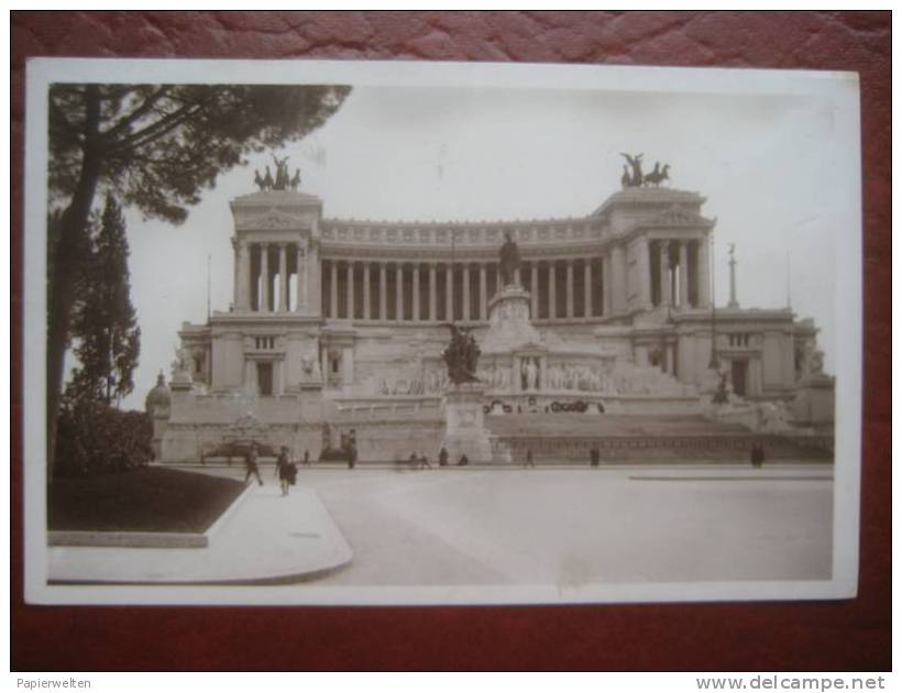 Roma - Il Vittoriano - Altare Della Patria