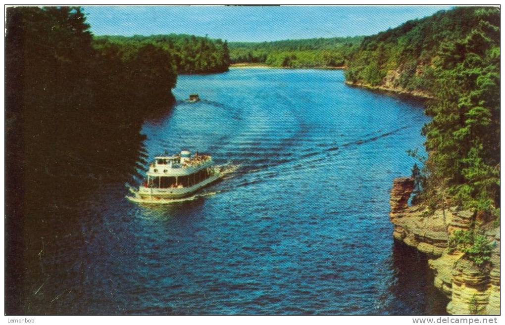 USA – United States – View Looking Up Wisconsin River, 1960s Used Postcard [P5629] - Otros & Sin Clasificación