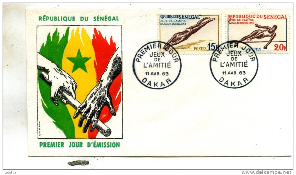 Enveloppe  Timbrée  1er Jour De Jeux De L'amitié A Dakar Le 11-4 1963 Voir Scan - Sénégal (1960-...)