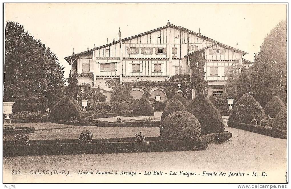 CAMBO MAISON ROSTAND Les Buis Les Vasques Façade Des Jardins - Cambo-les-Bains