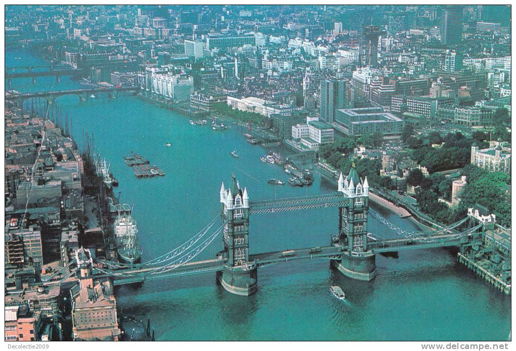 B31190  Aerial View Of Tower Brige And The City Of London Used Perfect Shape - River Thames