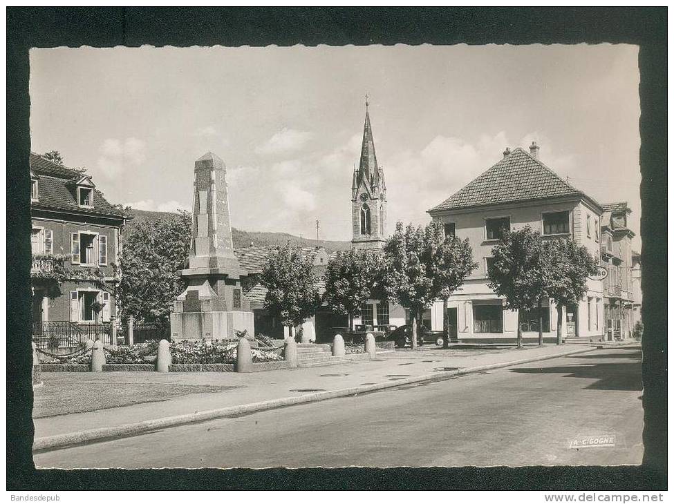 CPSM - Cernay (68) - Monument Aux Morts ( Automobile Peugeot Garage Station Service ESSO Pompe Essence ED. LA CIGOGNE ) - Cernay