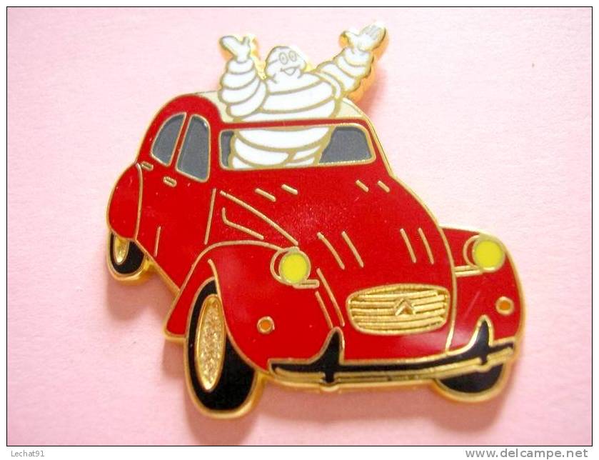 Pins Citroen  2CV  Michelin (edition Limitée) - Citroën