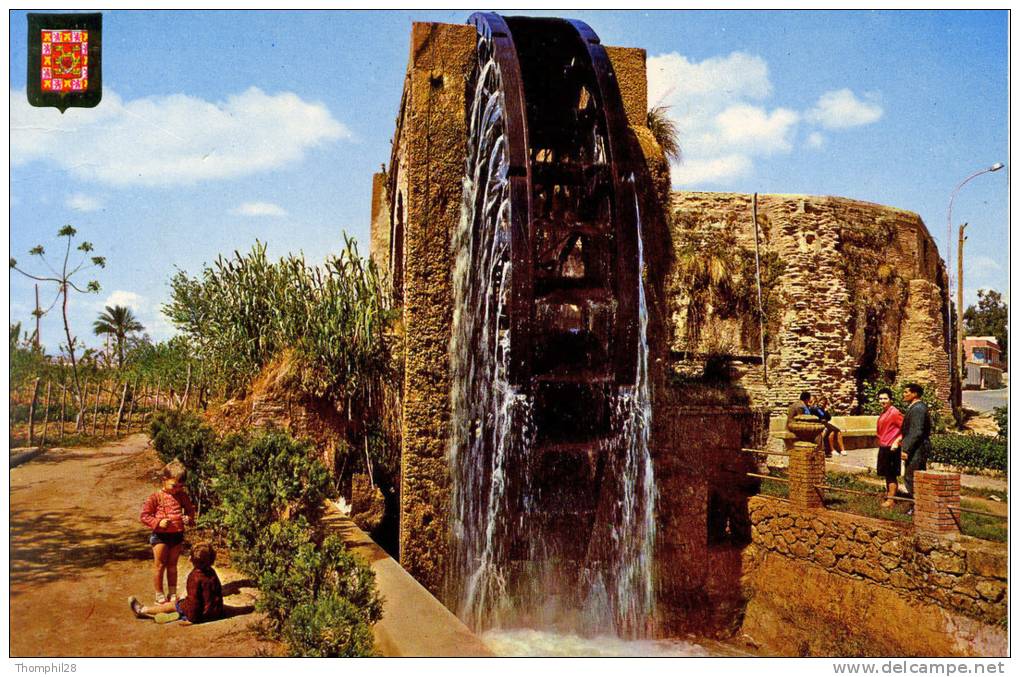 MURCIA - Rueda De / Roue De / Wheel : "La Nora" - 2 Enfants à Gauche, Personnages à Droite - Circulée En 1982, 2 Scans - Murcia