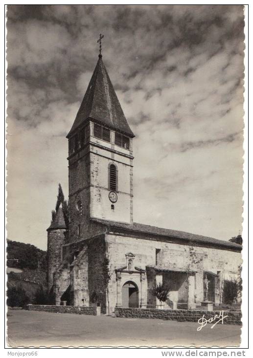 CPSM De Saint Etienne De Baigorry   L Eglise Fortifiée - Saint Etienne De Baigorry