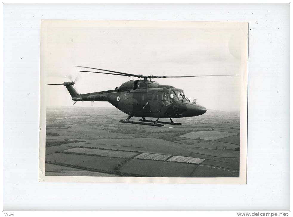 Helicopter :  The  ' LYNX '  Army Variant  (  See Text Verso - Regarder Le Verso )  Format : 21.5  X 17 Cm - Hélicoptères