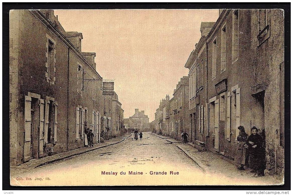 CPA  ANCIENNE- FRANCE- MESLAY (53)- LA GRANDE RUE AVEC ANIMATION GROS PLAN- FINITION VERNISSÉE BRILLANTE - Meslay Du Maine