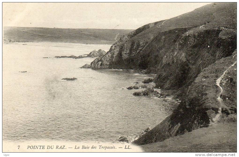 CPA - 29 - POINTE DU RAZ - La Baie Des Trépassés  - 508 - La Pointe Du Raz