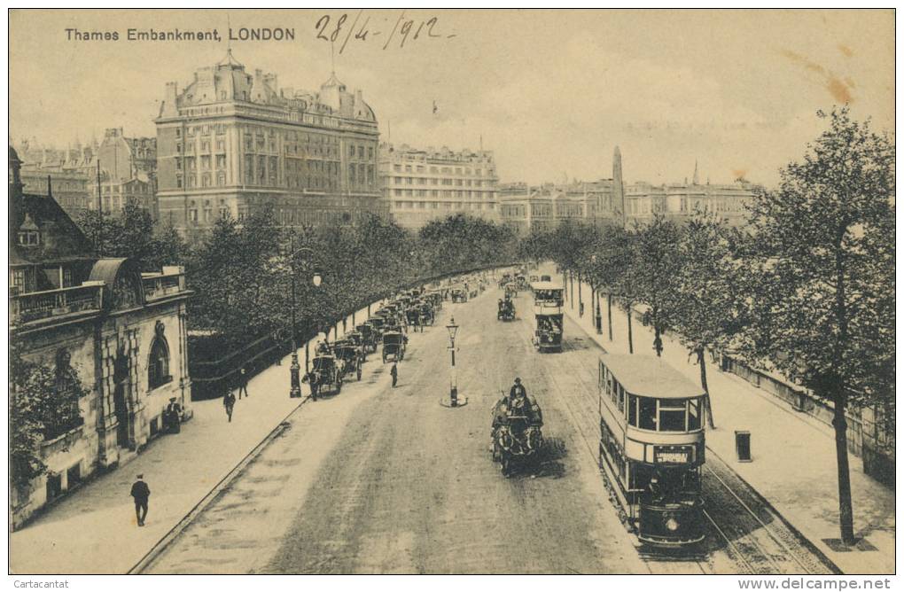 LONDON - THAMES EMBANKMENT . 1912 - River Thames