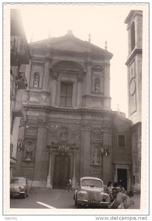 Nice - Cathédrale - 2 Août 1964 (Voitures/Scooter) - Cars