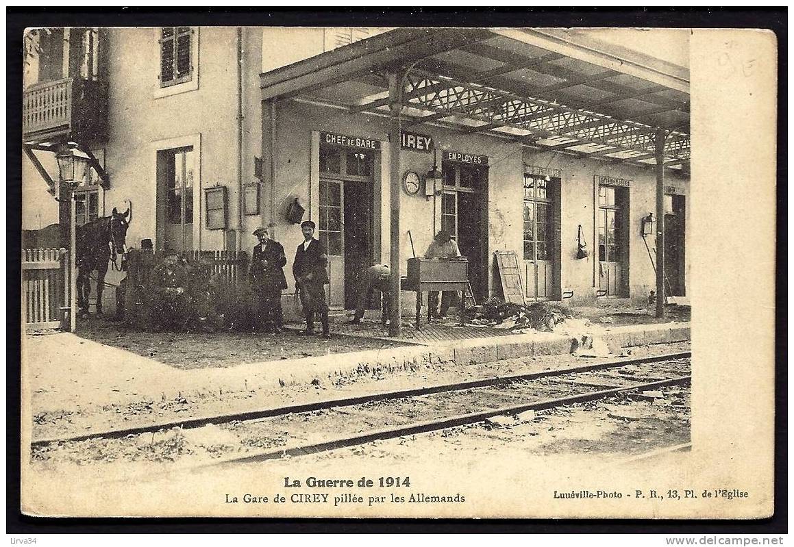 CPA  ANCIENNE- FRANCE- CIREY (54)- LA GARE PILLÉE PAR LES ALLEMANDS- BELLE ANIMATION GROS PLAN- - Cirey Sur Vezouze