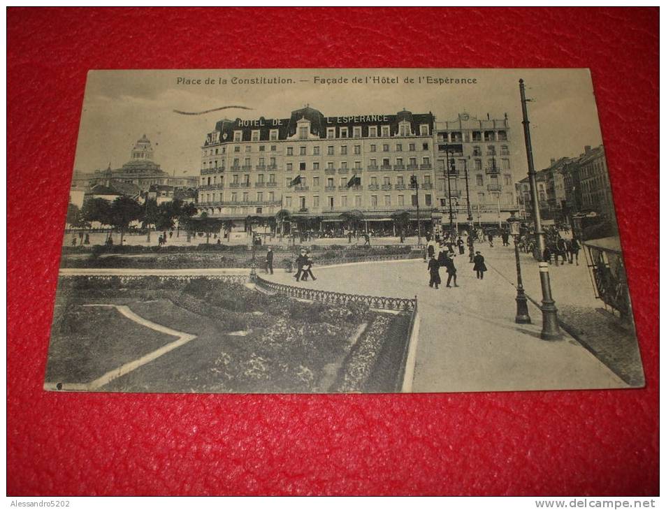 Bruxelles - Hotel De L' Esperance 1920 "Place De La Constitution Et L' Hotel Très Jolie+++++++++ - Cafés, Hôtels, Restaurants