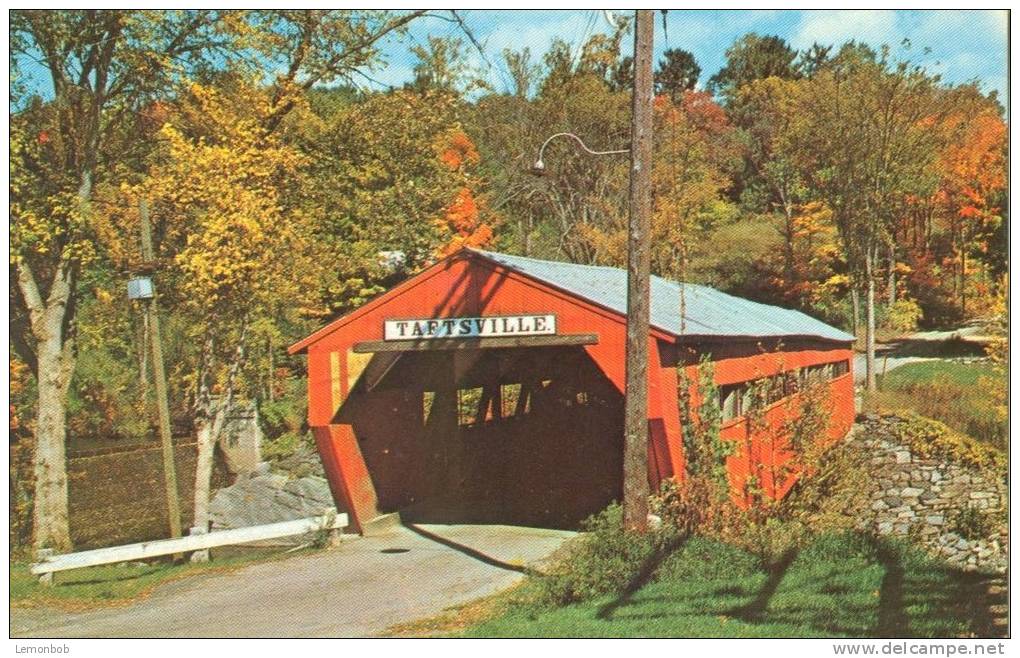 USA – United States – Old Covered Bridge, Route 4, Taftsville, Vermont, 1957 Used Postcard [P5842] - Other & Unclassified