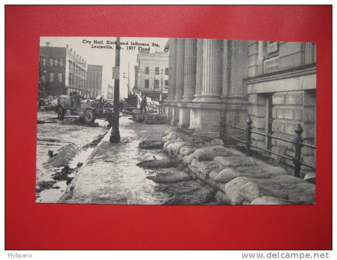 - Kentucky > Louisville --1937 Flood- City Hall  Sixth Jefferson St === Ref 262 - Louisville