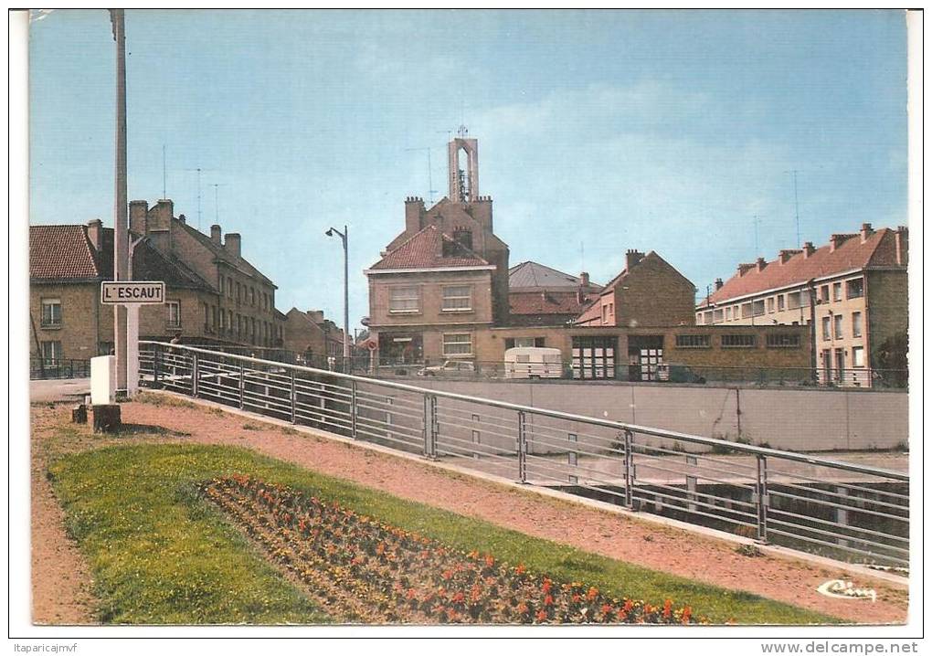 J :  Nord  : BOUCHAIN :  Le  Pont  Sur  L ' Escaut - Bouchain