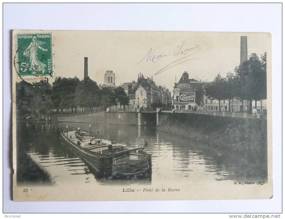 LILLE - Péniche Au Pont De La Barre. - Lille