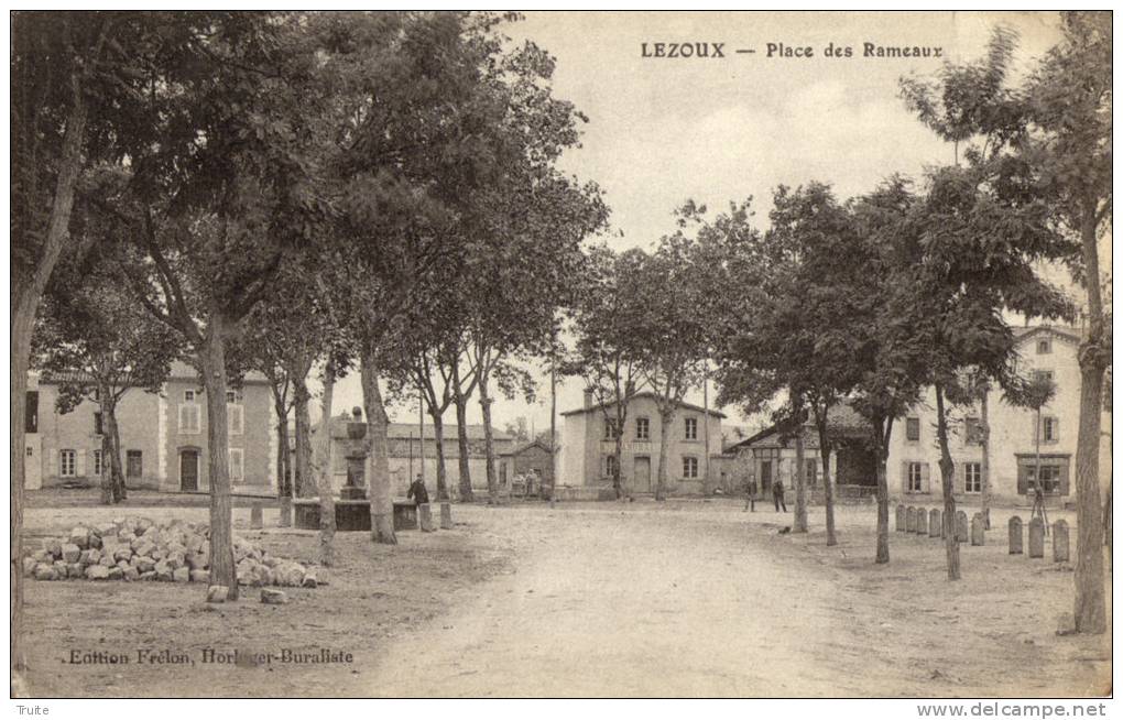 LEZOUX PLACE DES RAMEAUX - Lezoux