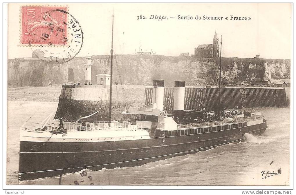 Bateaux : Paquebot  :    Dieppe :   Sortie  Du  Steamer  "  France " - Paquebote