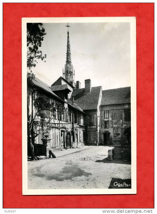 * CONCHES-Cour Normande-1953(Carte Photo+Voir Les 2 Timbres Au Dos) - Conches-en-Ouche