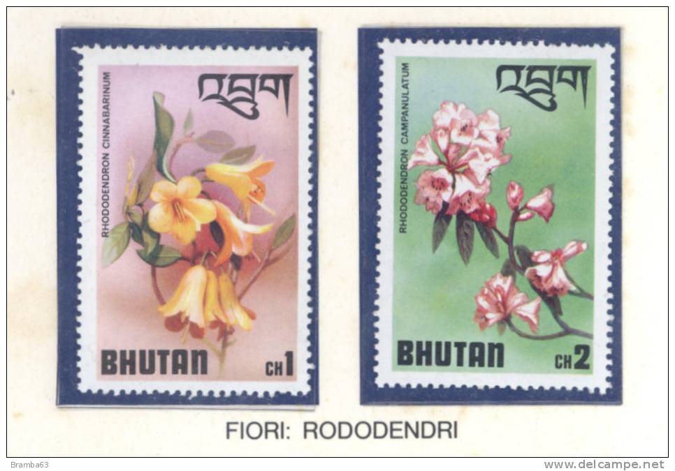 BHUTAN N. 10 Francobolli Tematici Su Foglio Da Collezione In Bustine (rif.An) - Bhoutan