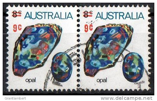 Australia 1974 Gemstones 9c On 8c Opal Surcharge Pair Used  SG 579 - Used Stamps
