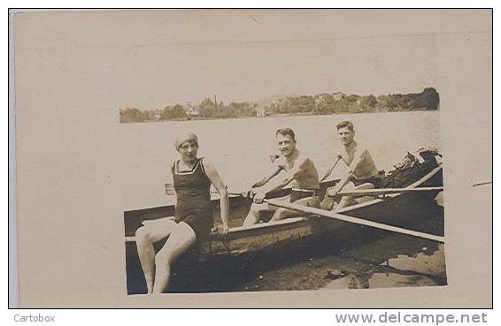 Roeien, Romantisch En Stoer ( Real Old Photopostcard) - Rowing