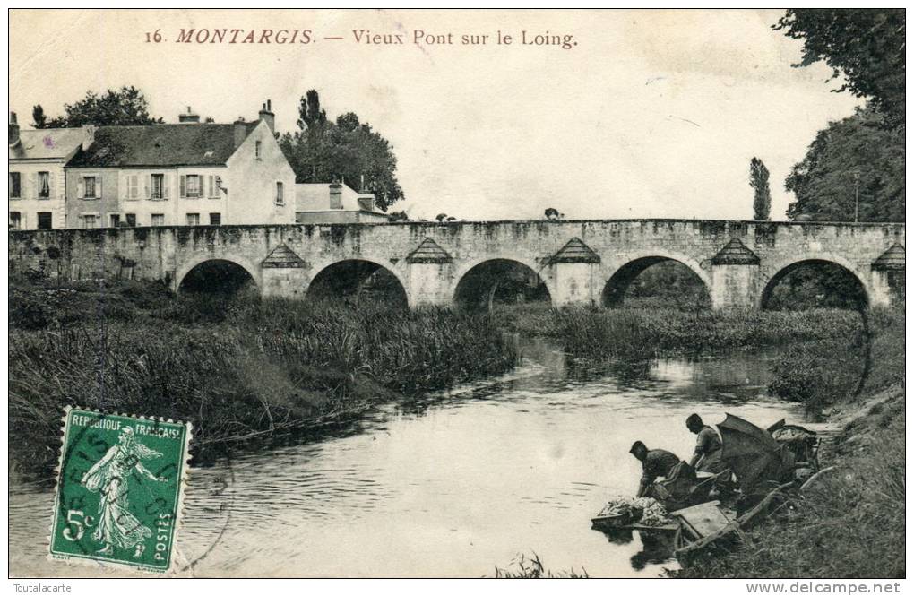 CPA 45 MONTARGIS VIEUX PONT SUR LE LOING 1910 - Montargis
