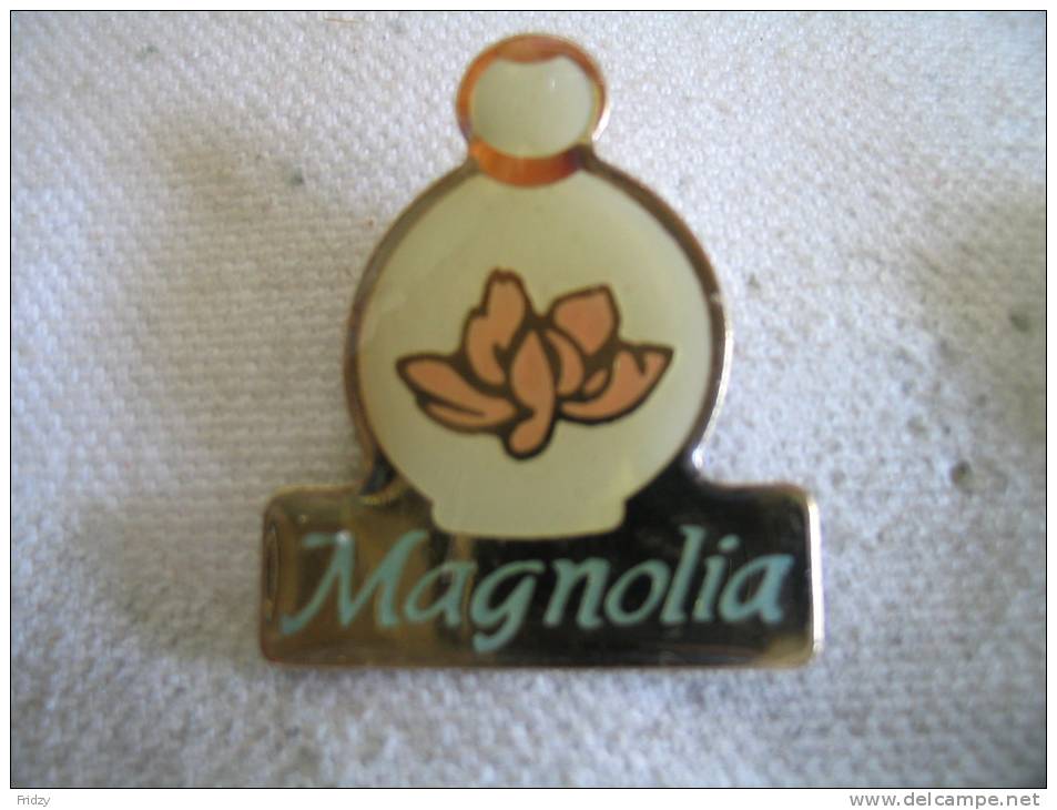 Pin´s Flacon De Parfum MAGNOLIA - Parfum