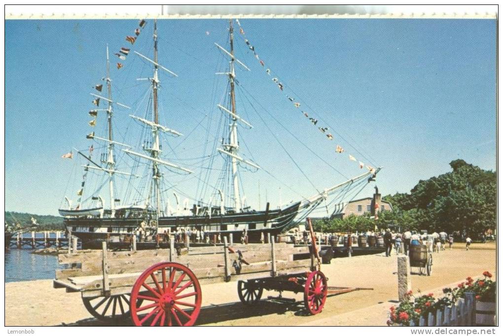 USA – United States – Mystic Seaport, Connecticut, Bedecked With Flags, 1960s Unused Postcard [P6005] - Other & Unclassified