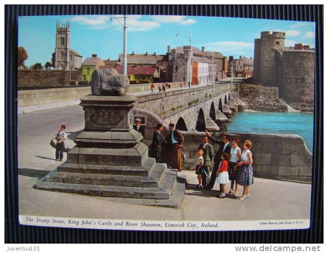 CPSM Irlande-The Treaty Stone,king John's Castle And River Shannon,Limerick City    L841 - Limerick