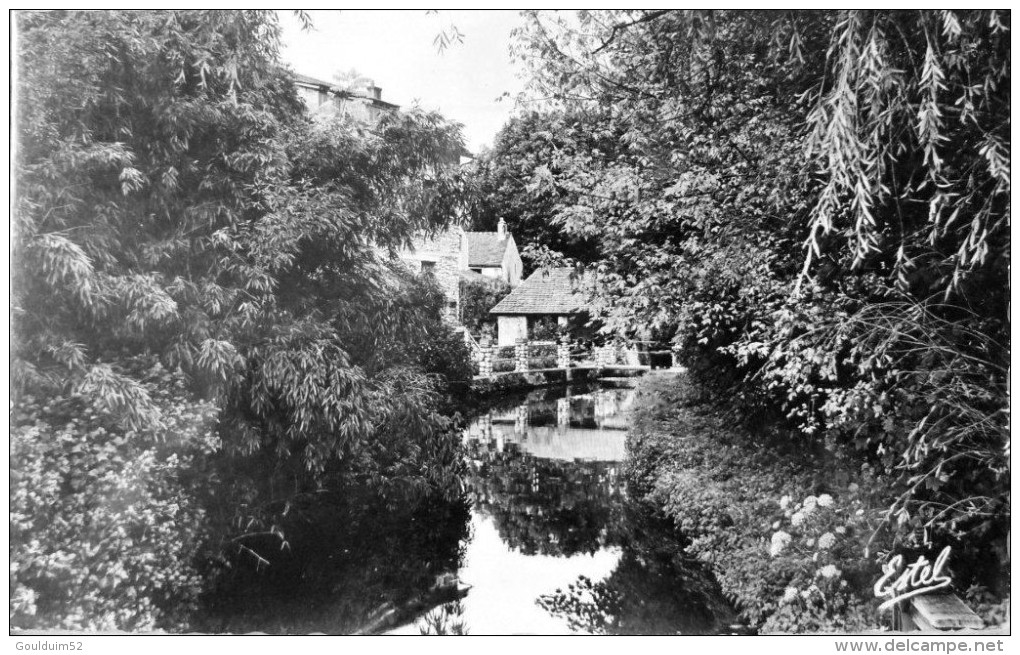 Les Bords De La Mauldre Au Vieux Moulin - Maule