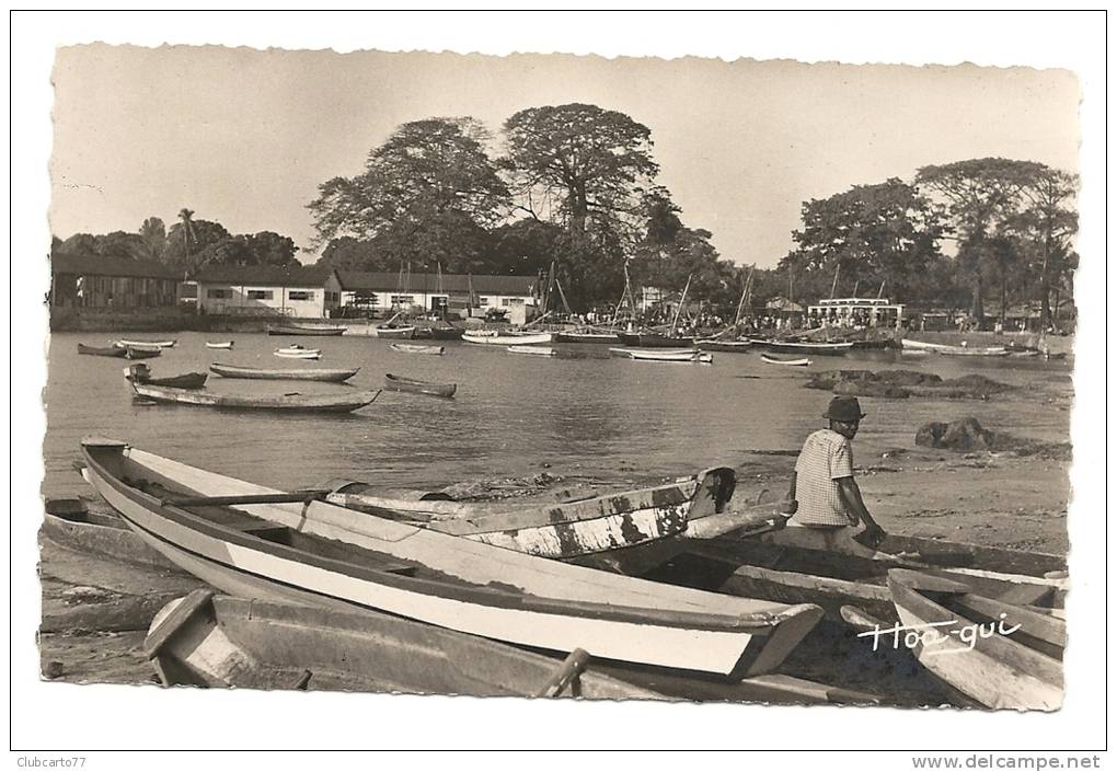 Conakry (République De Guinée) : Le Port De Pêche Env 1950 (animée) PHOTO VERITABLE. - Guinee