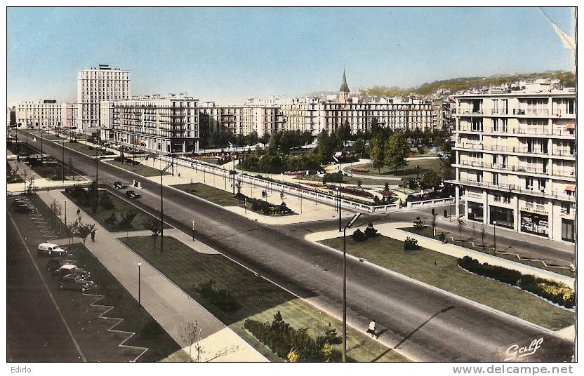 LE HAVRE Avenue Foch Et Square Saint Roch  Petit Pli D'angle- Timbrée TB - Saint-Roch (Plein)