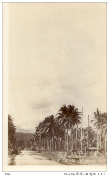 One Of Many New Guinea Highways  Real Photocard - Papua-Neuguinea