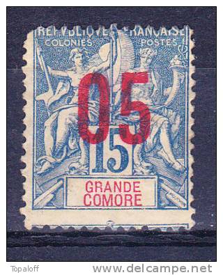 Grande Comore N°22 Neuf Charniere Def Manque Dent Du Coin - Unused Stamps