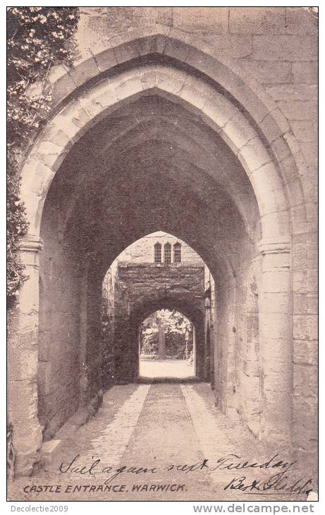 B5627 Castle Entrance Warwick Used Good Shape - Warwick