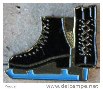 PAIRE DE PATINS NOIRE - PATINAGE - Patinage Artistique