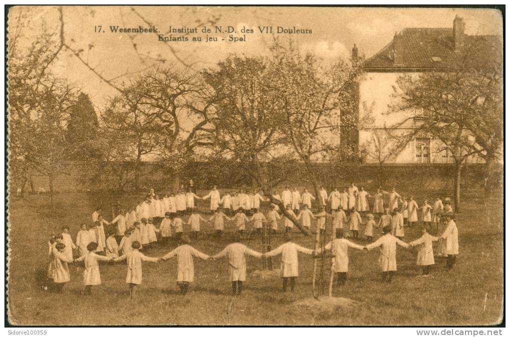 Carte Postale De Wesembeek Institut De N.D. Des VII Douleurs " Enfants Au Jeu "  Editeur : Edition Belge - Wezembeek-Oppem