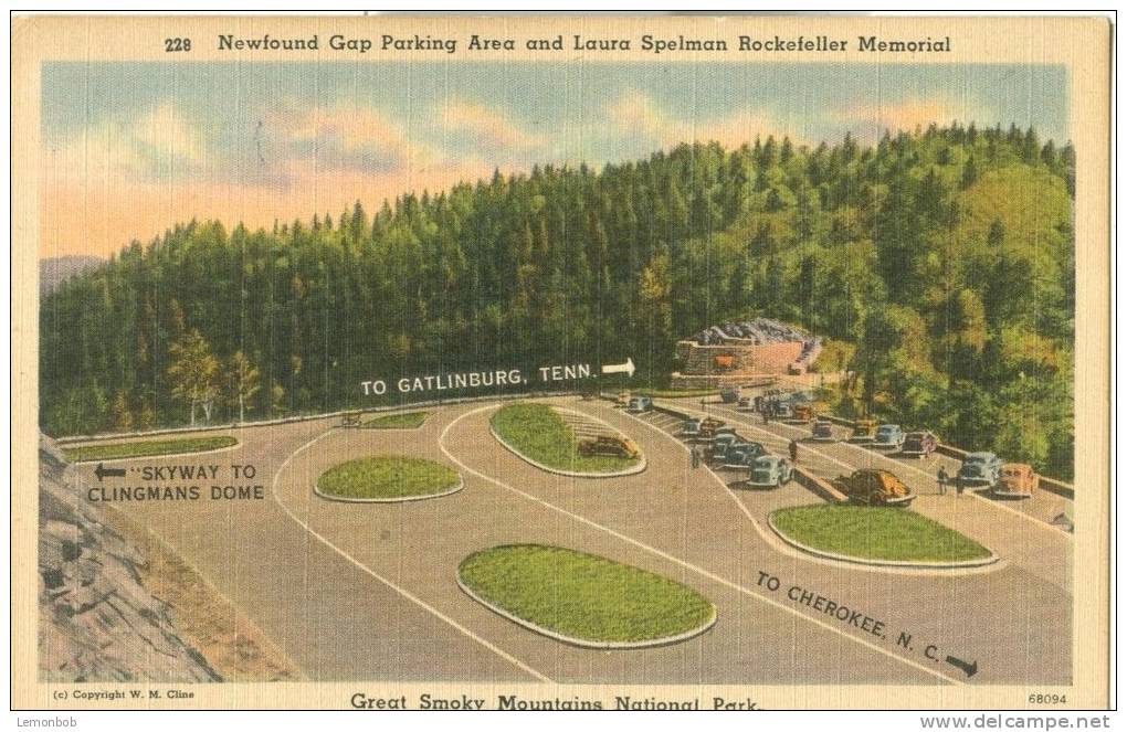 USA – Newfound Gap Parking Area And Laura Rockefeller Memorial, Great Smoky Mountains, Unused Linen Postcard [P6201] - USA National Parks