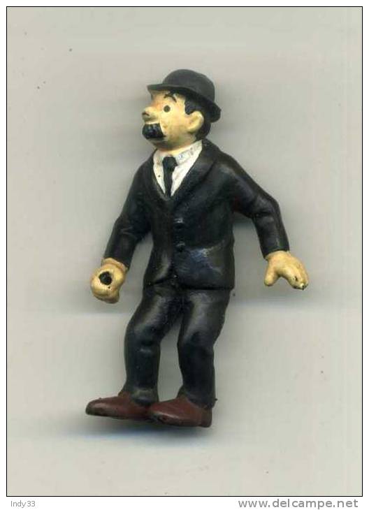 - TINTIN . FIGURINE DUPONT EN PLASTIQUE - Figuren - Kunststoff