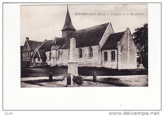 Carte 1920 PINTERVILLE / L'EGLISE ET LE MONUMENT AUX MORTS - Pinterville