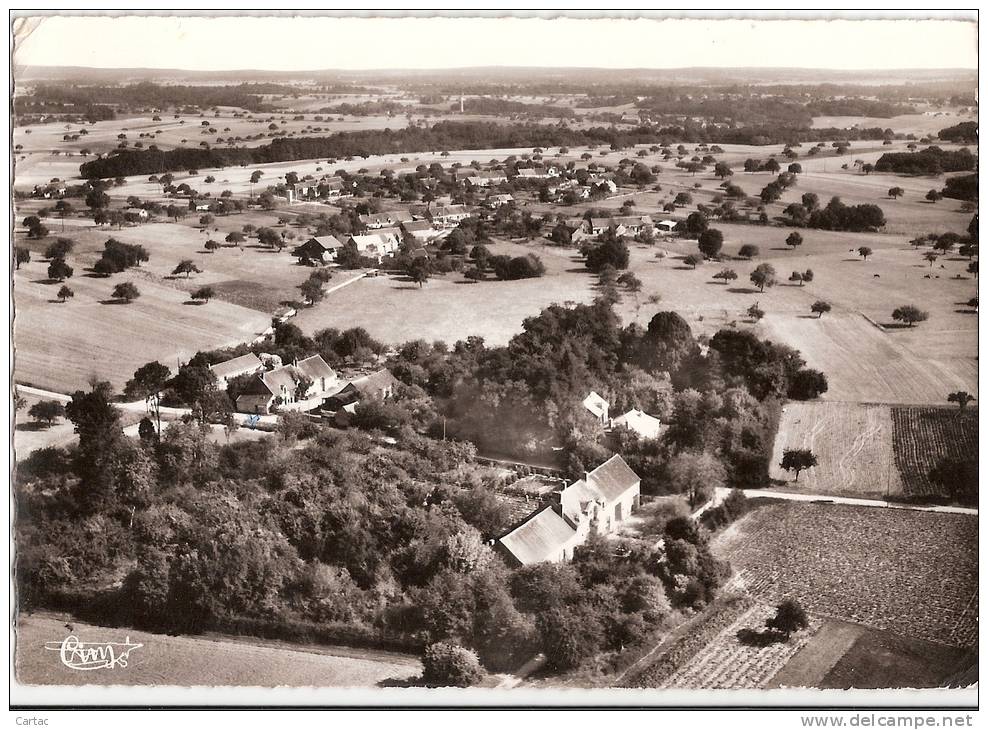 D89 - EGRISELLES LE BOCAGE - OGNY - VUE AERIENNE En L'état Légers Plis Dans Les Coins Voir Scan - Egriselles Le Bocage