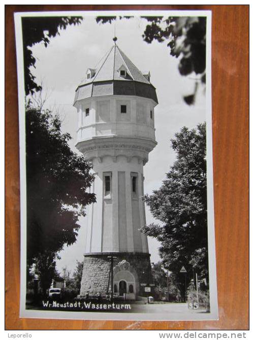 AK WIENER NEUSTADT Wasserturm  //  D*2614 - Wiener Neustadt